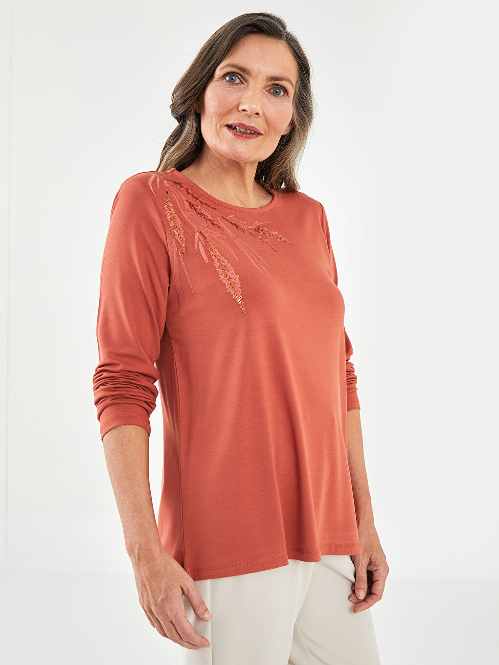 Crew Neck Embroidered Long Sleeve Women's T-Shirt-1