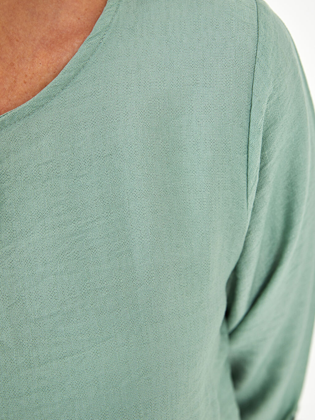 Блузка Женская Однотонная С Длинным Рукавом И Круглым Вырезом-2