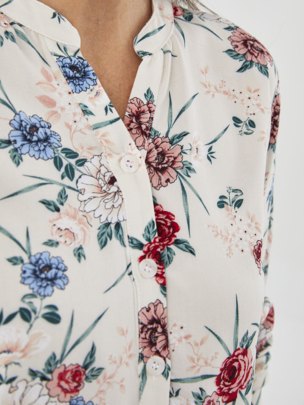 Henley Neckline Flower Long Sleeve Viscose Women's Blouse-3