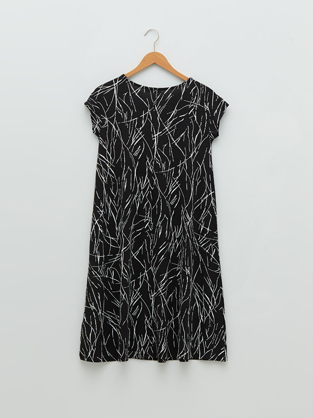 Siyah Bisiklet Yaka Desenli Kısa Kollu A Kesim Kadın Elbise-6