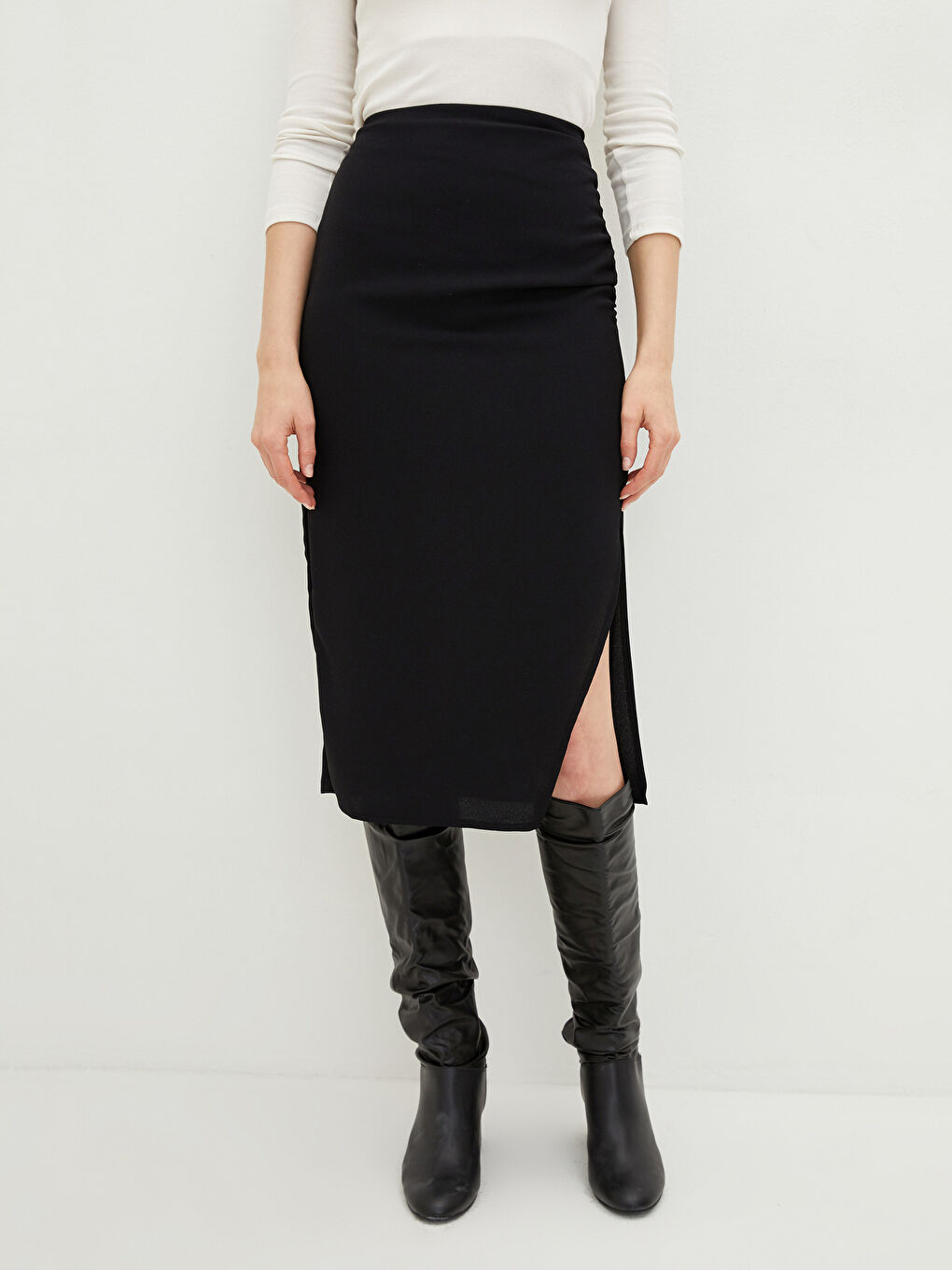 Siyah Kadın Beli Lastikli Düz Kalem Etek-2