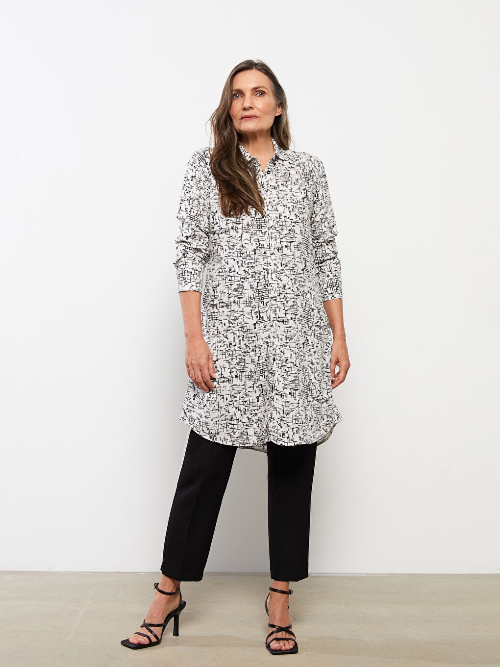 Bej Desenli Uzun Kollu Viskon Kadın Gömlek Tunik