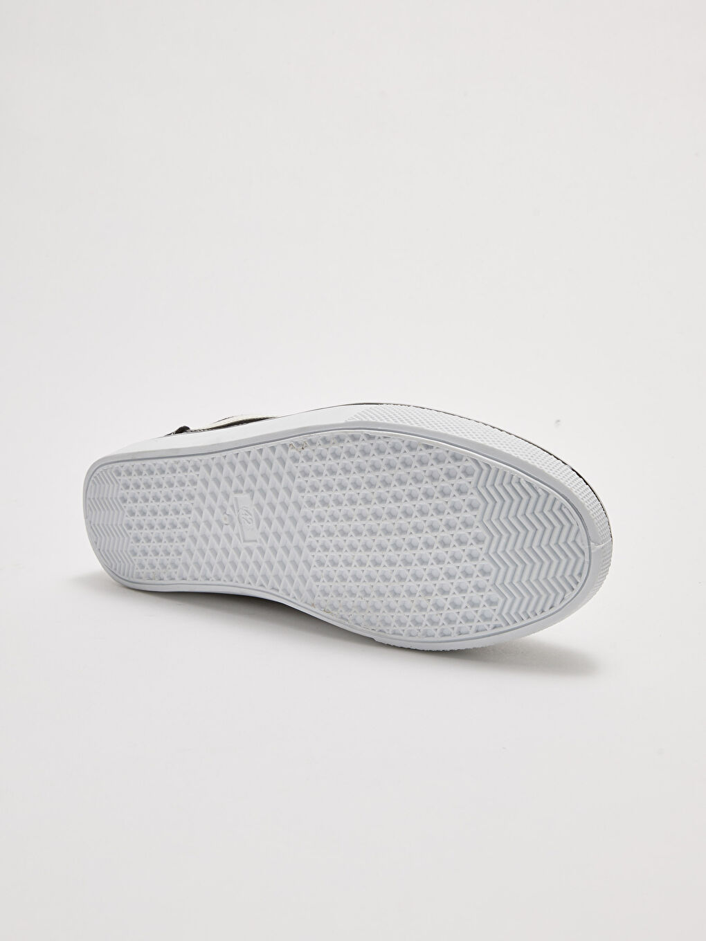 Lace-Up Men's Sneakers-4