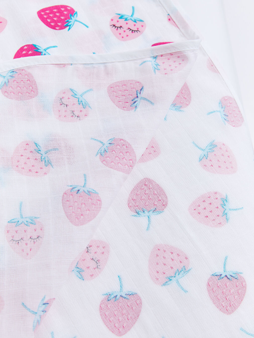 Ekru Kapüşonlu Baskılı Kız Bebek Panço Bornoz-3