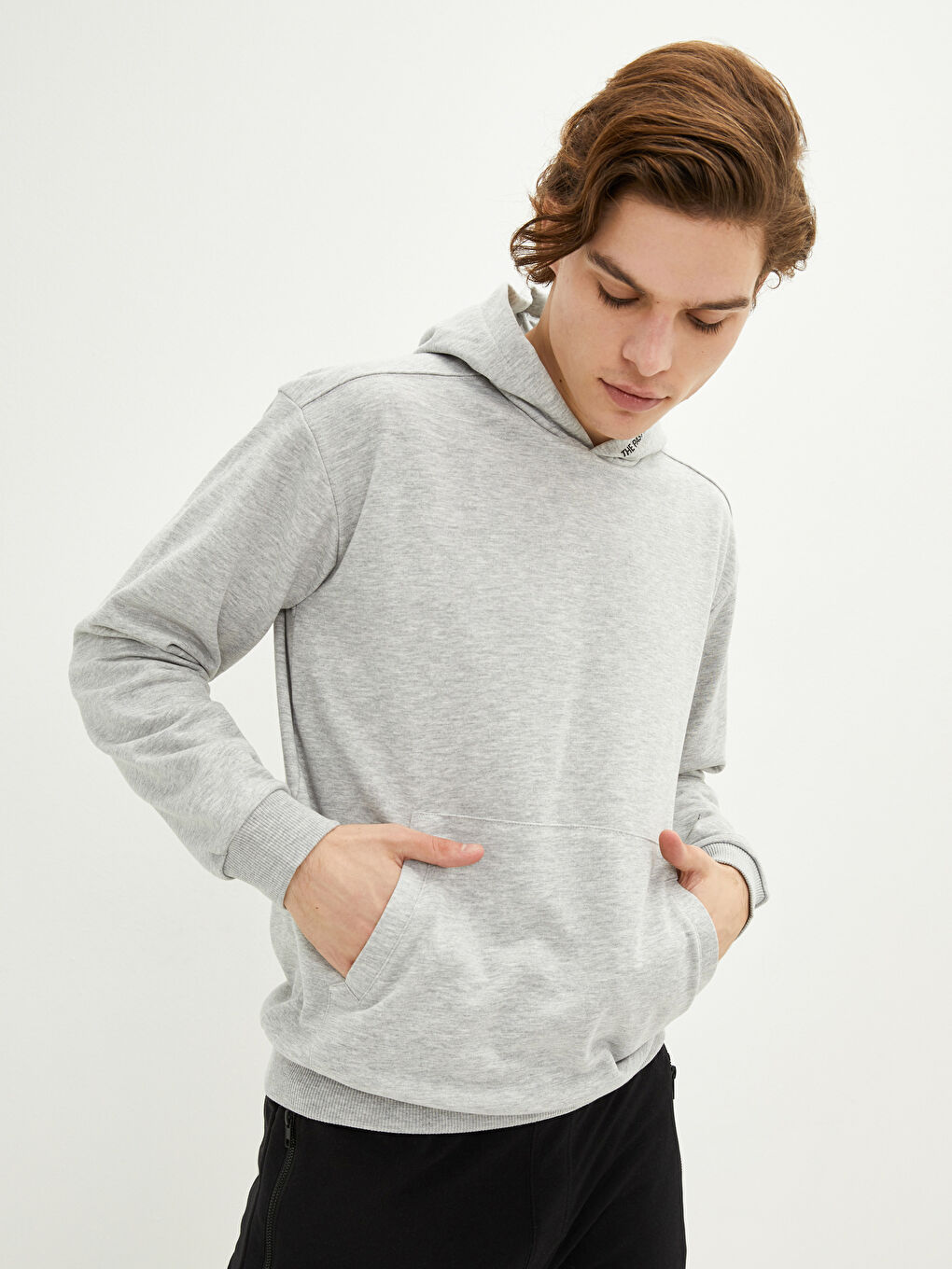 Базовая Мужская Толстовка с Капюшоном и Длинным Рукавом-2