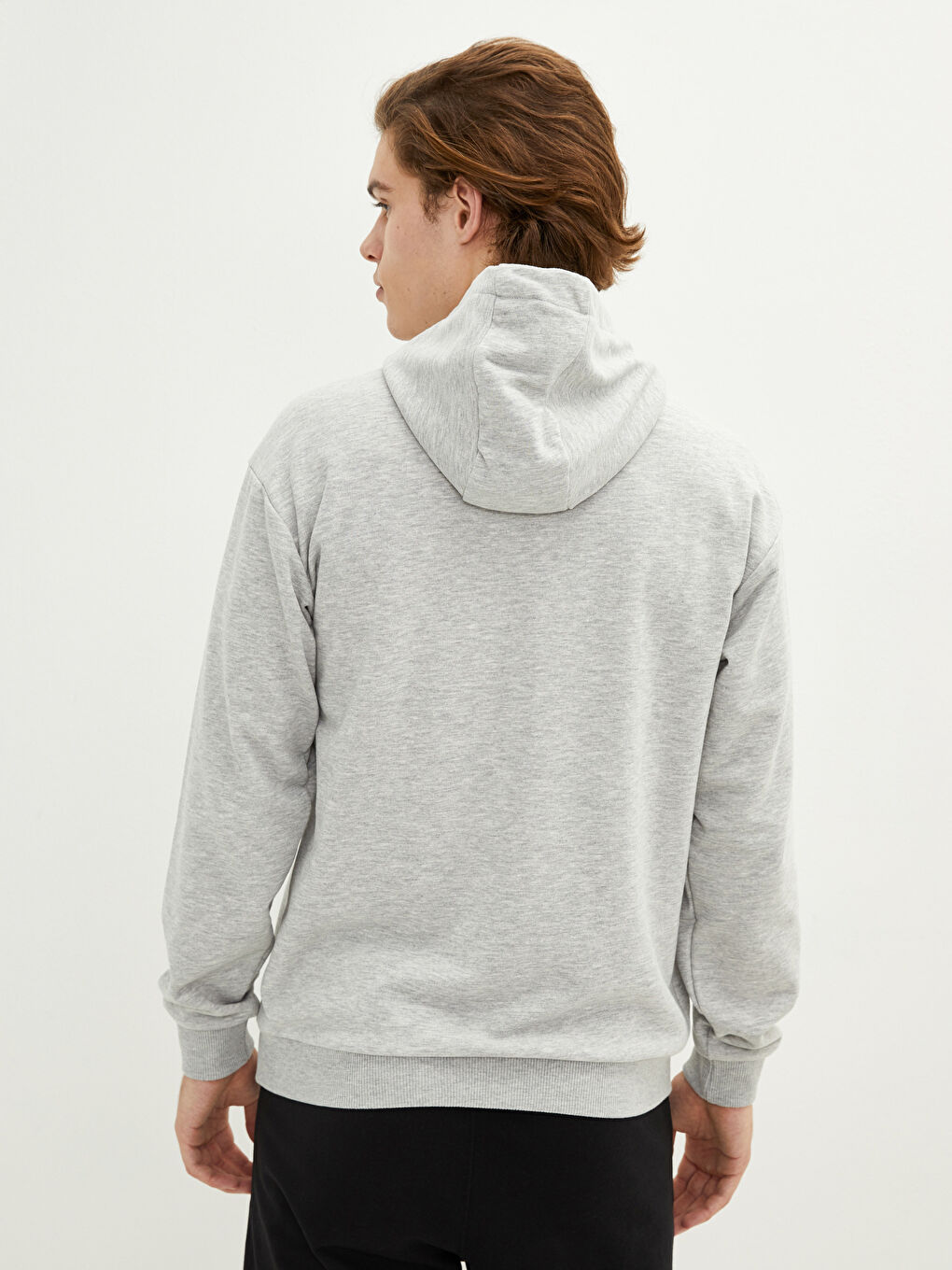 Базовая Мужская Толстовка с Капюшоном и Длинным Рукавом-4