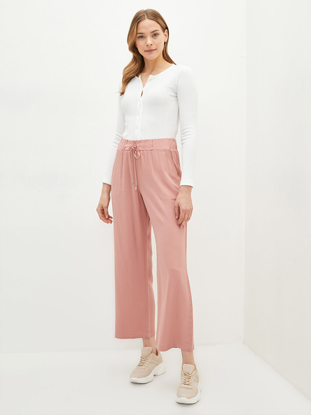 بنطلون للسيدات بخصر مرن وجيوب مستقيمة مصنوع من الفيسكوز-1