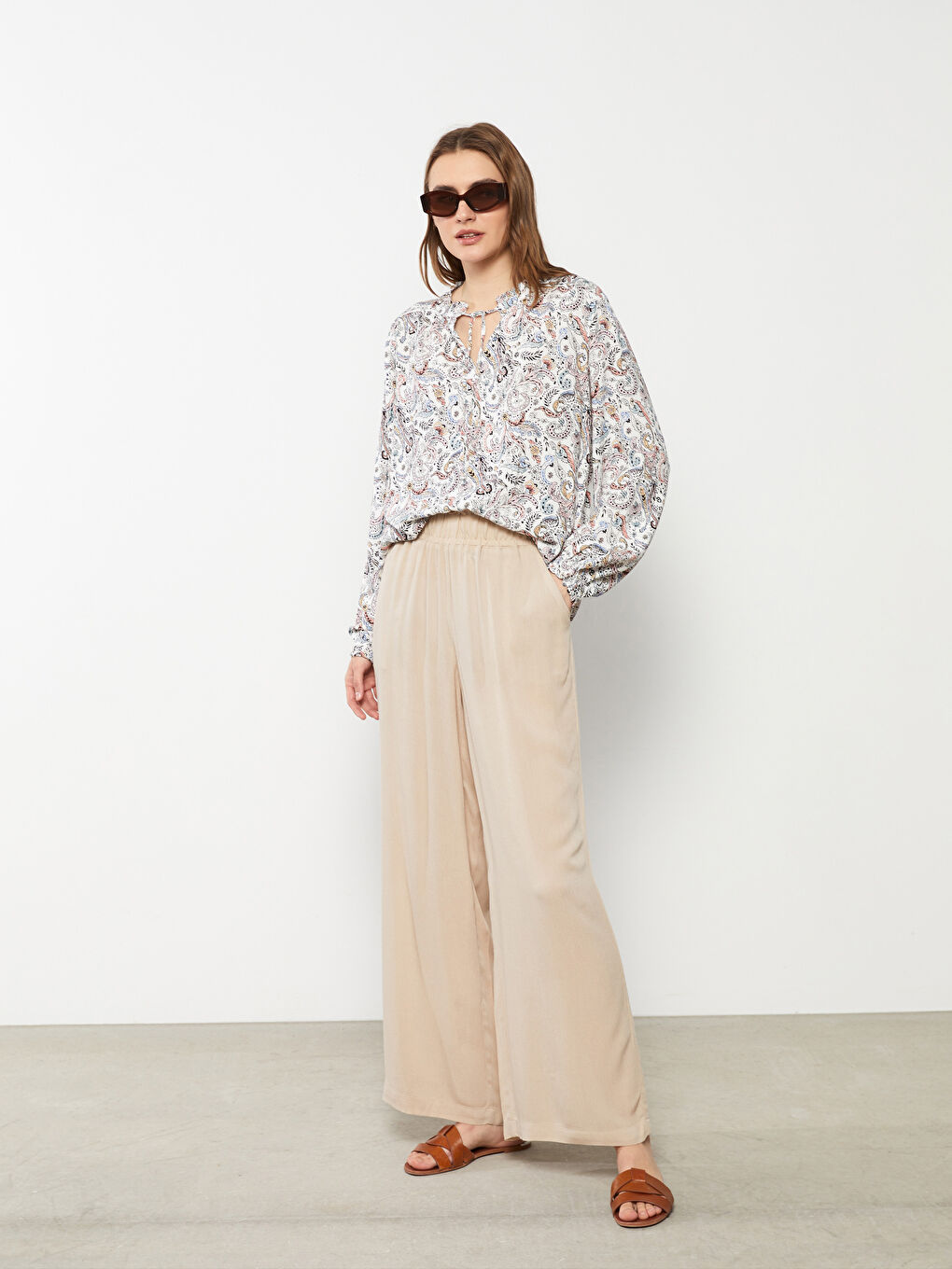 Elastic Waist Comfortable Fit Straight Viscose Women's Trousers-1