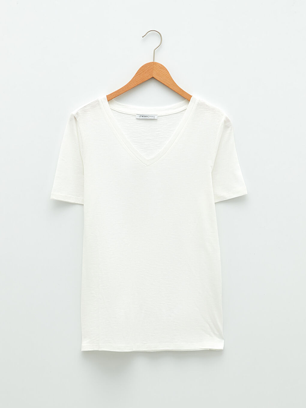 تيشيرت نسائي قطن بقصة مستقيمة وفتحة رقبة على شكل حرف V وكم قصير-5