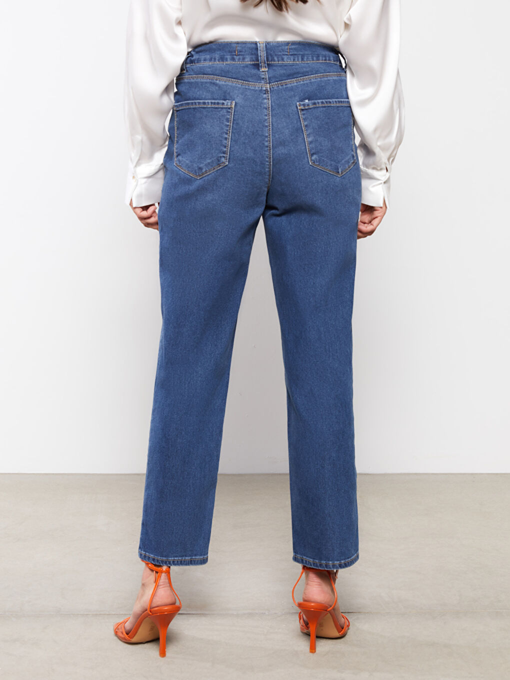 Elastic Waist Mercury Skinny Fit Women's Jean Pants with Pocket Detail-6