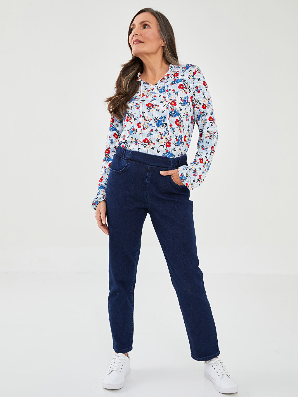 Jean Pour Femmes Coupe Standard Taille Élastique Droit Avec Poches Détaillées-1