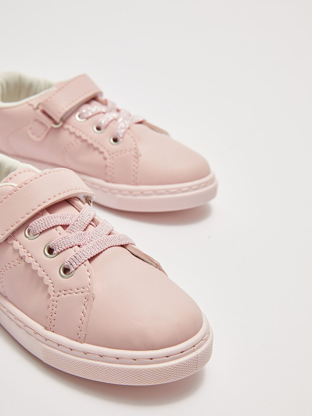أحذية رياضية للبنات الرضع مع أربطة وإغلاق لاصق-4