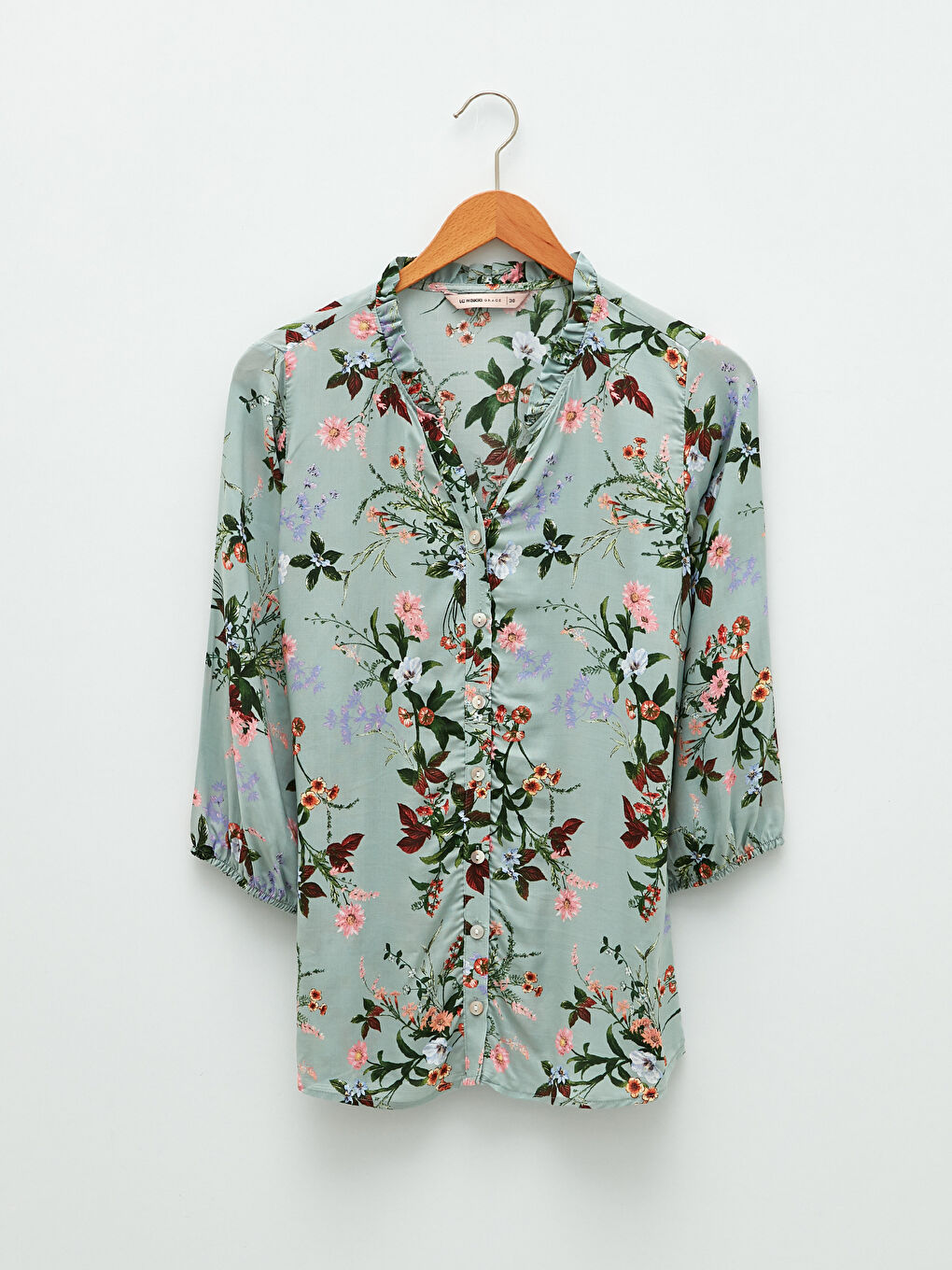 Yeşil Kaçık Yaka Çiçekli Viskon Kadın Gömlek-5