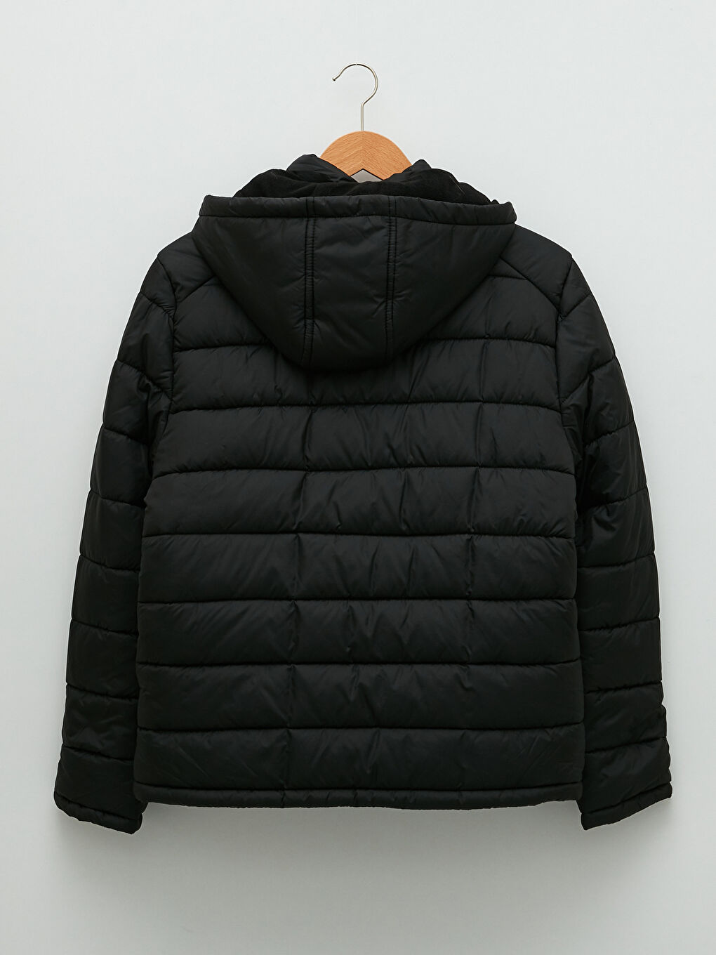 Siyah Standart Kalıp Kapüşonlu Erkek Şişme Mont-6