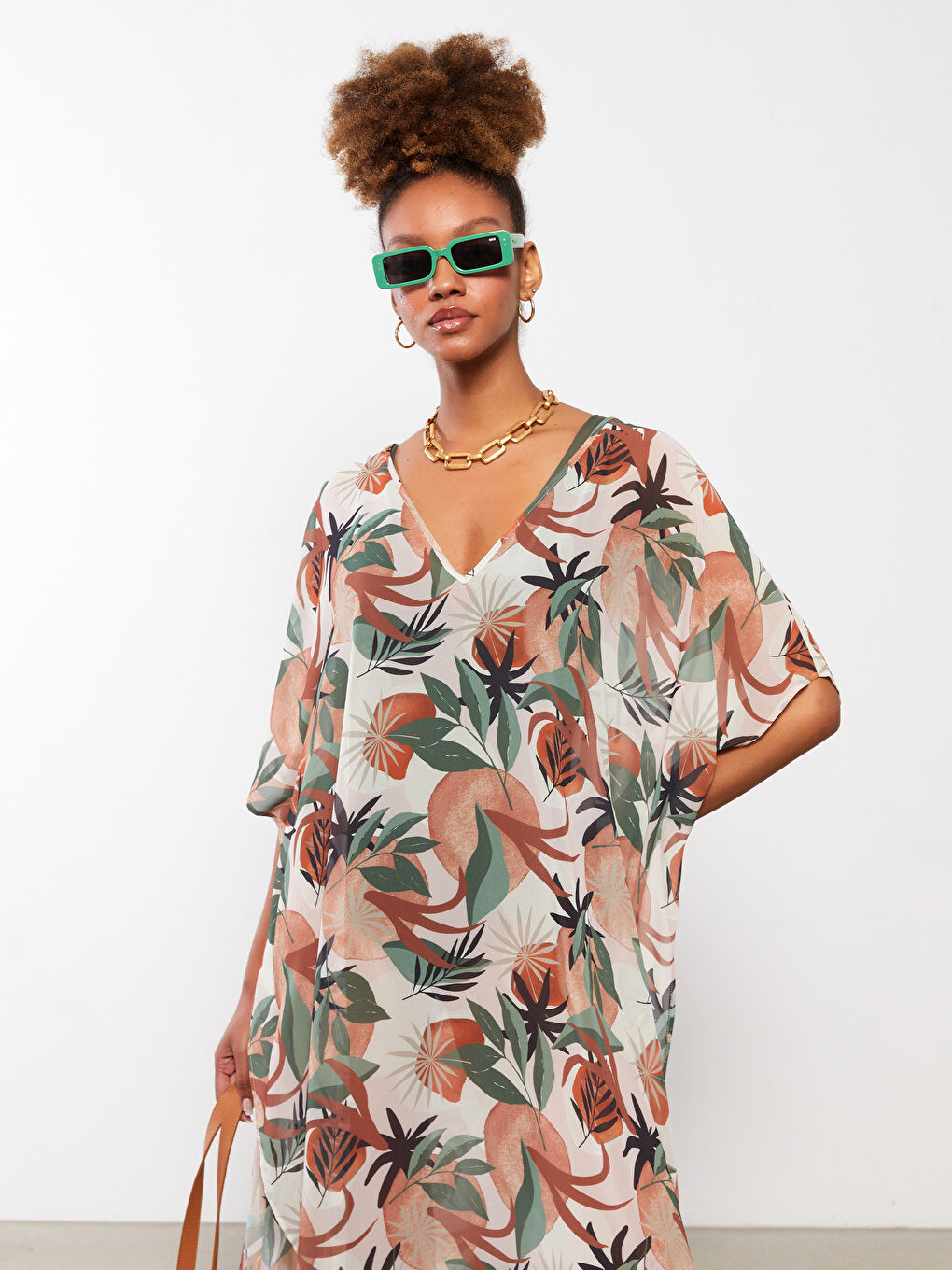 كيمونو للسيدات بياقة على شكل حرف V بنقشة وكم قصير من قماش البوبلين-3