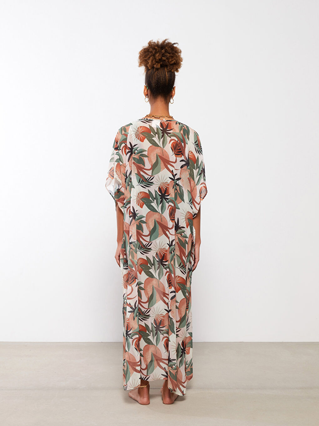 كيمونو للسيدات بياقة على شكل حرف V بنقشة وكم قصير من قماش البوبلين-5