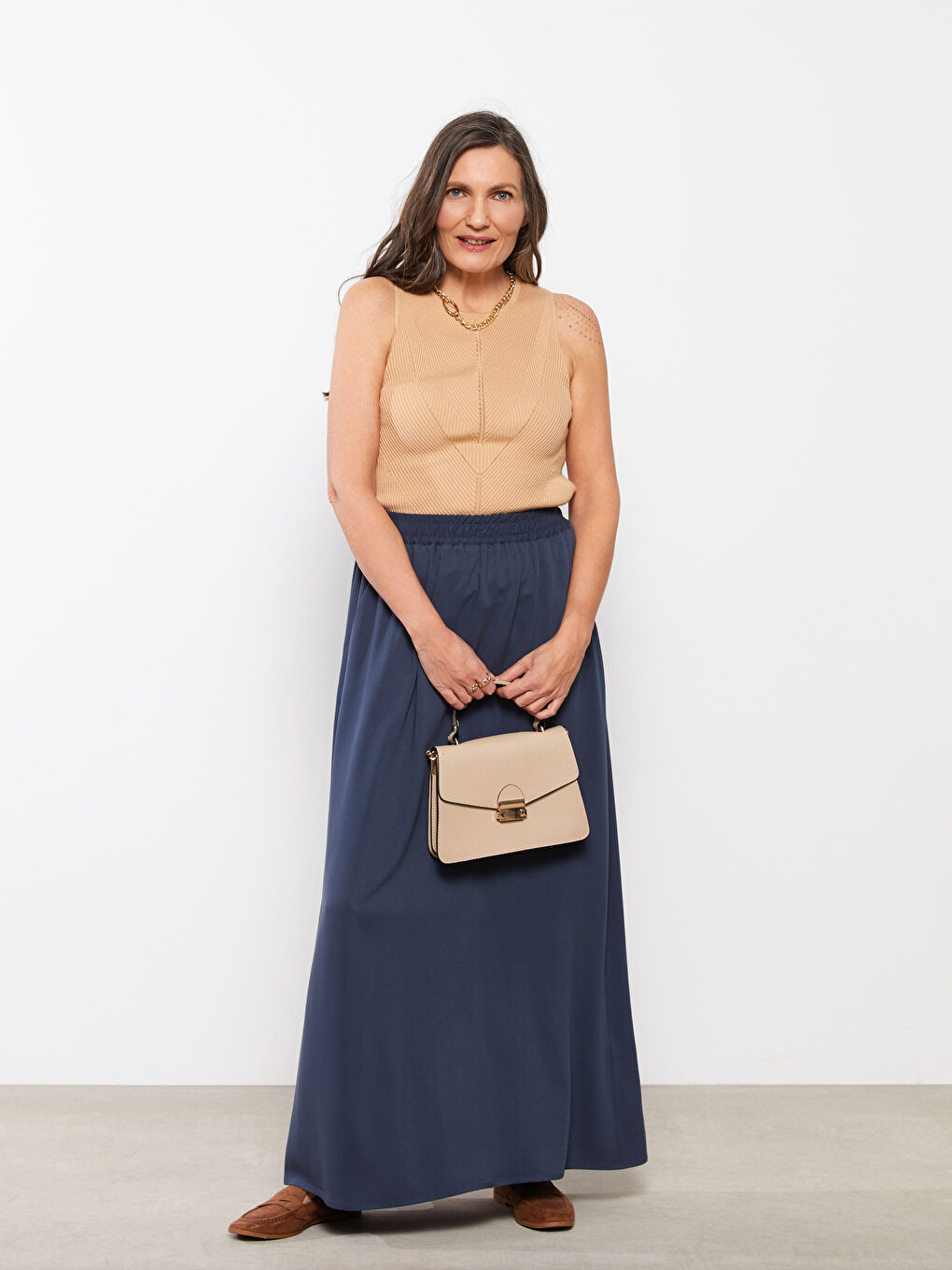 Lacivert Beli Lastikli Düz Cep Detaylı Viskon Kadın Etek-1