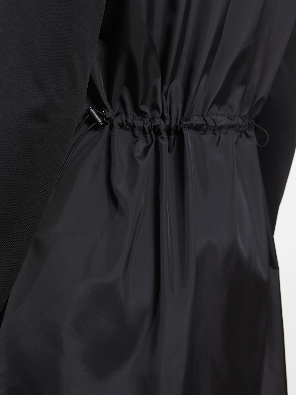 Siyah Dik Yaka Düz Uzun Kollu Kadın Tesettür Mayo Takımı-3