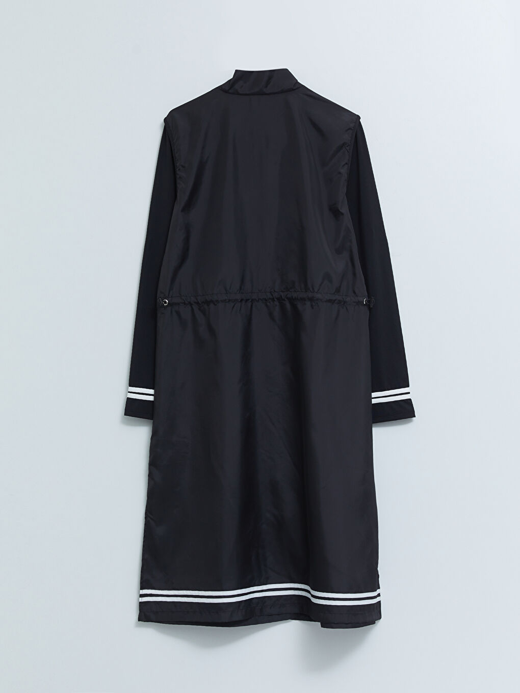 Siyah Dik Yaka Düz Uzun Kollu Kadın Tesettür Mayo Takımı-7