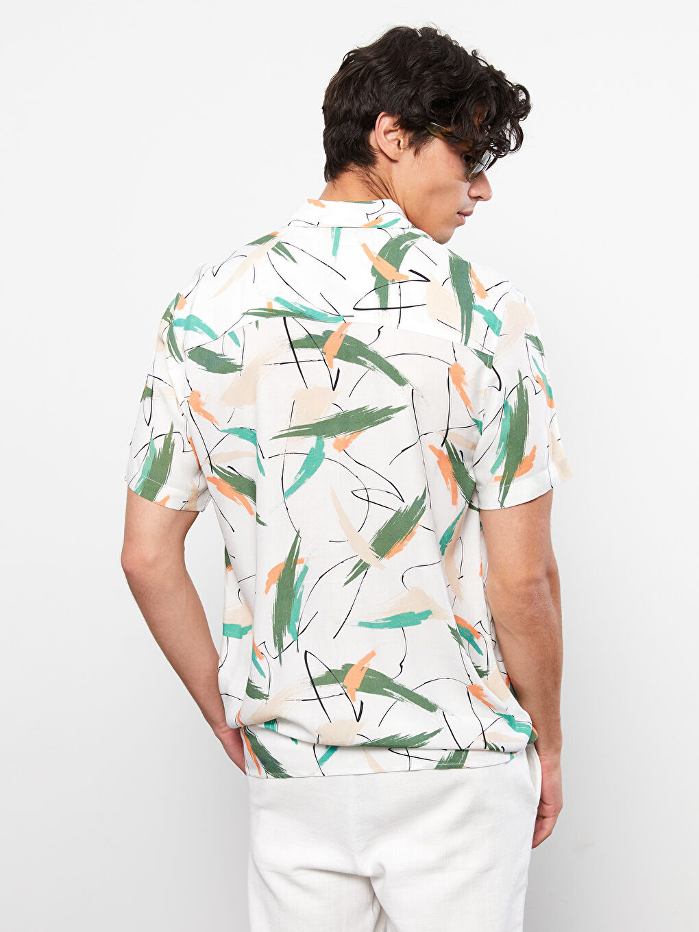 Bej Regular Fit Kısa Kollu Desenli Viskon Erkek Gömlek-5