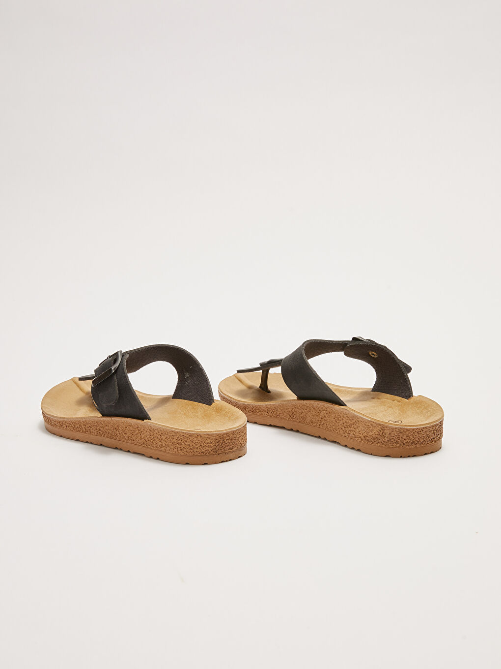 Siyah Düz Parmak Arası Kadın Terlik-4