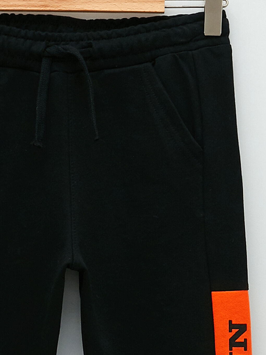 Siyah Beli Lastikli Baskılı Erkek Çocuk Jogger Eşofman Altı-2