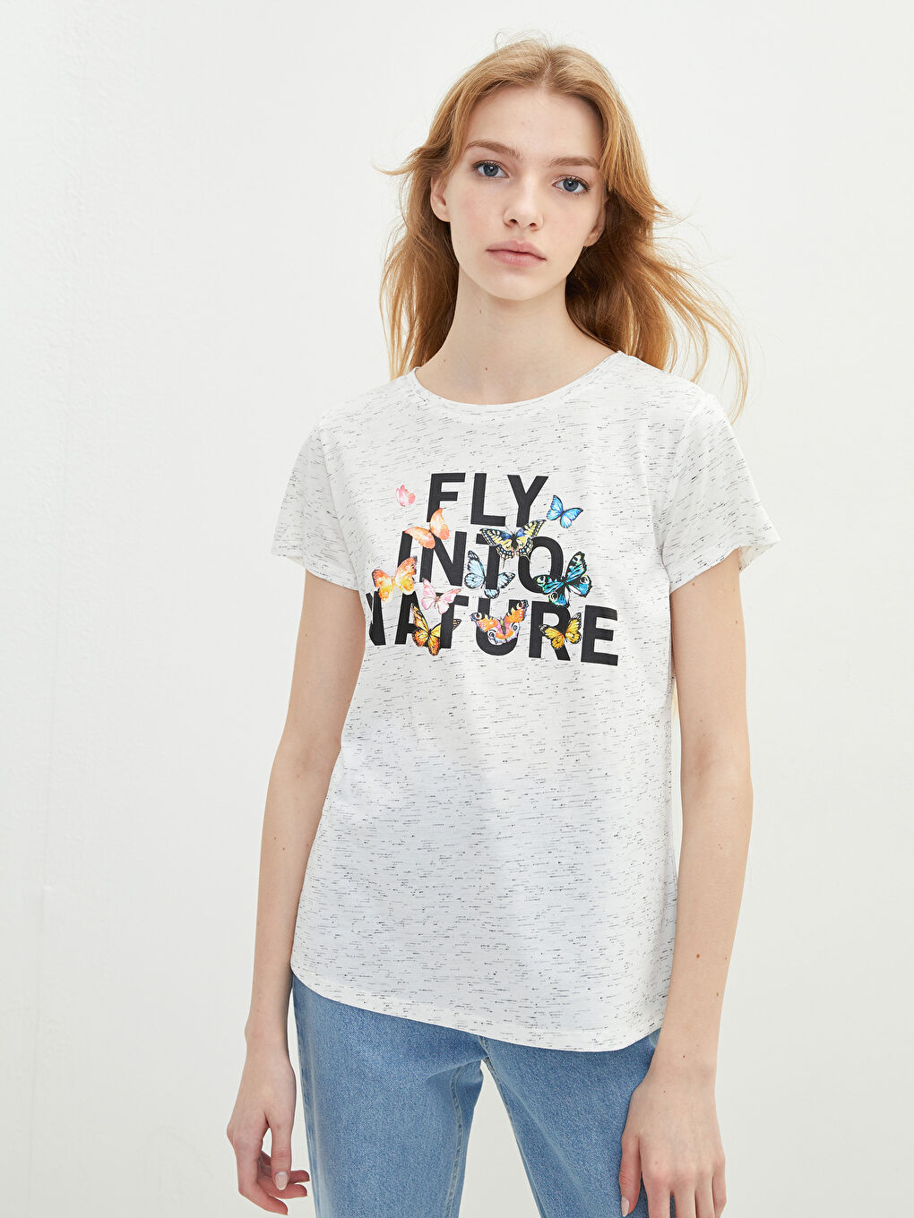 Ekru Bisiklet Yaka Baskılı Kısa Kollu Kadın Tişört-1