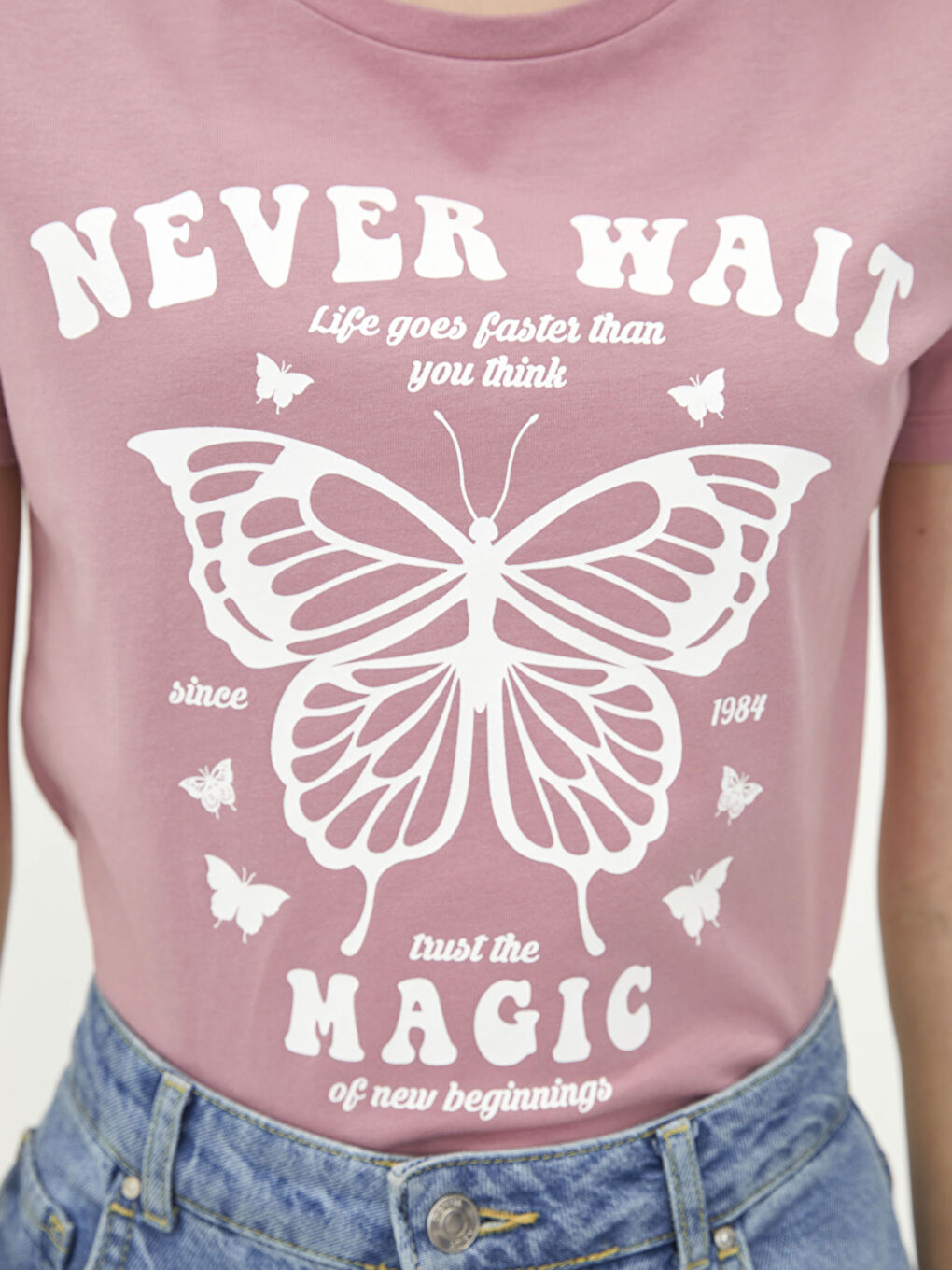 Pembe Bisiklet Yaka Baskılı Kısa Kollu Pamuklu Kadın Tişört-3