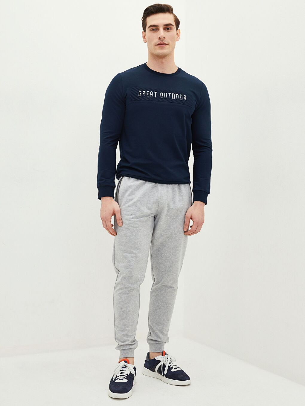 Standard Fit Men's Jogger Sweatpants