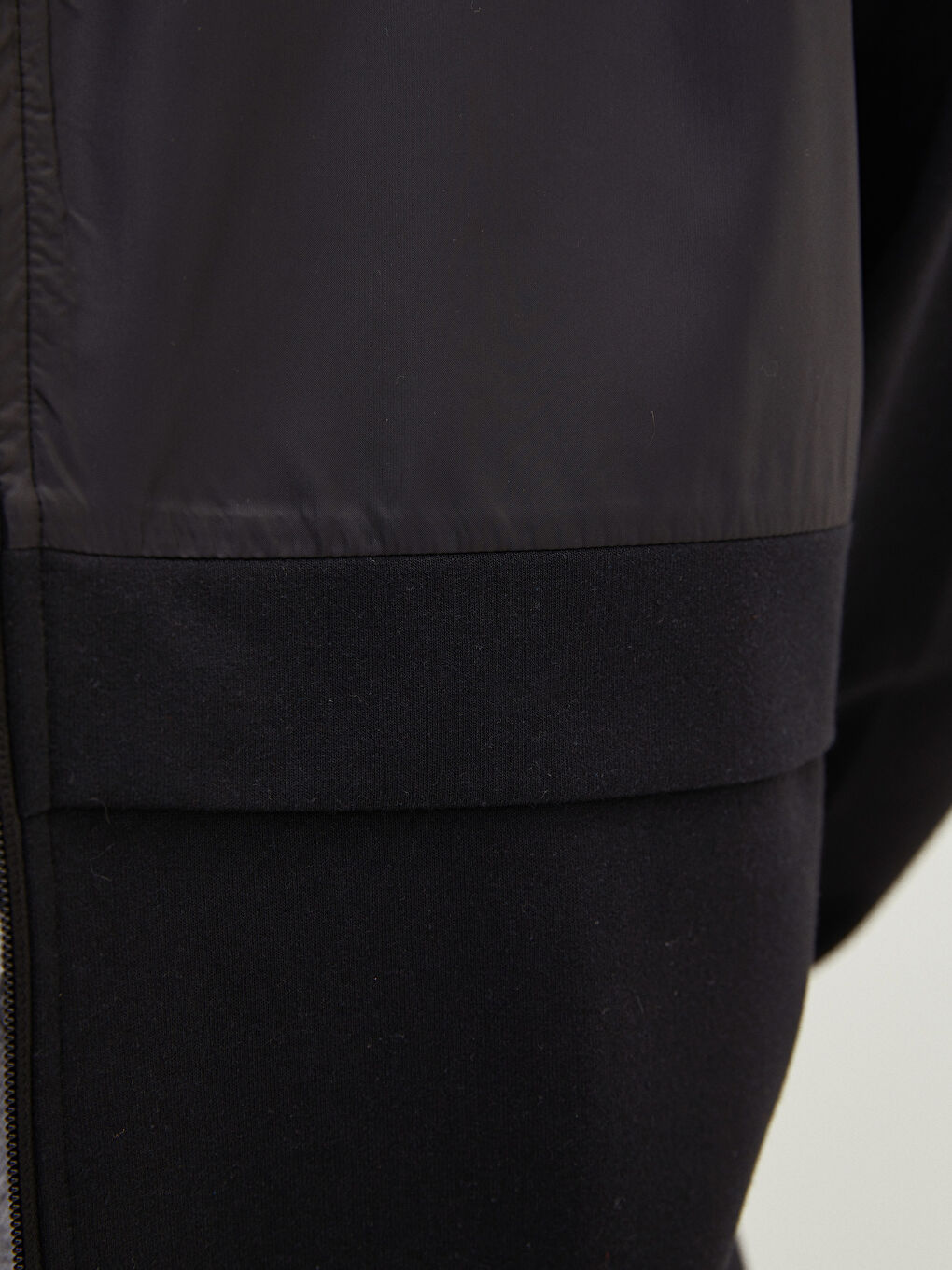 Siyah Kapüşonlu Düz Uzun Kollu Kadın Spor Hırka-3