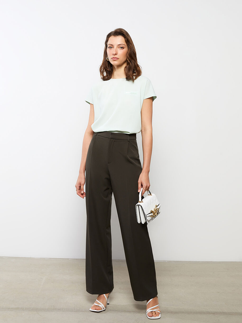 Crew Neck Plain Short Sleeve Women's T-Shirt-1