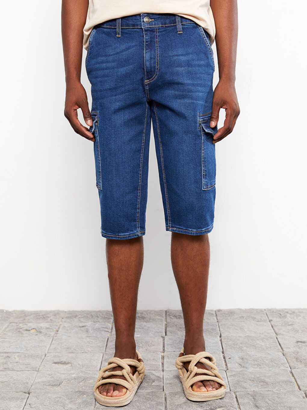 Comfortable Fit Men's Jean Bermuda Shorts-2