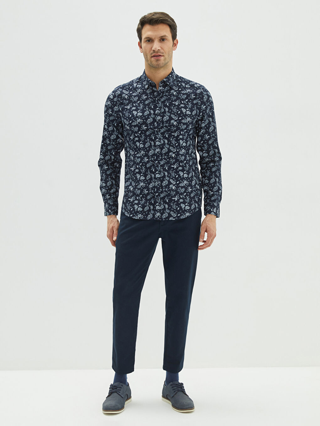 قميص رجالي بقصة ضيقة وأكمام طويلة ونقشة-2