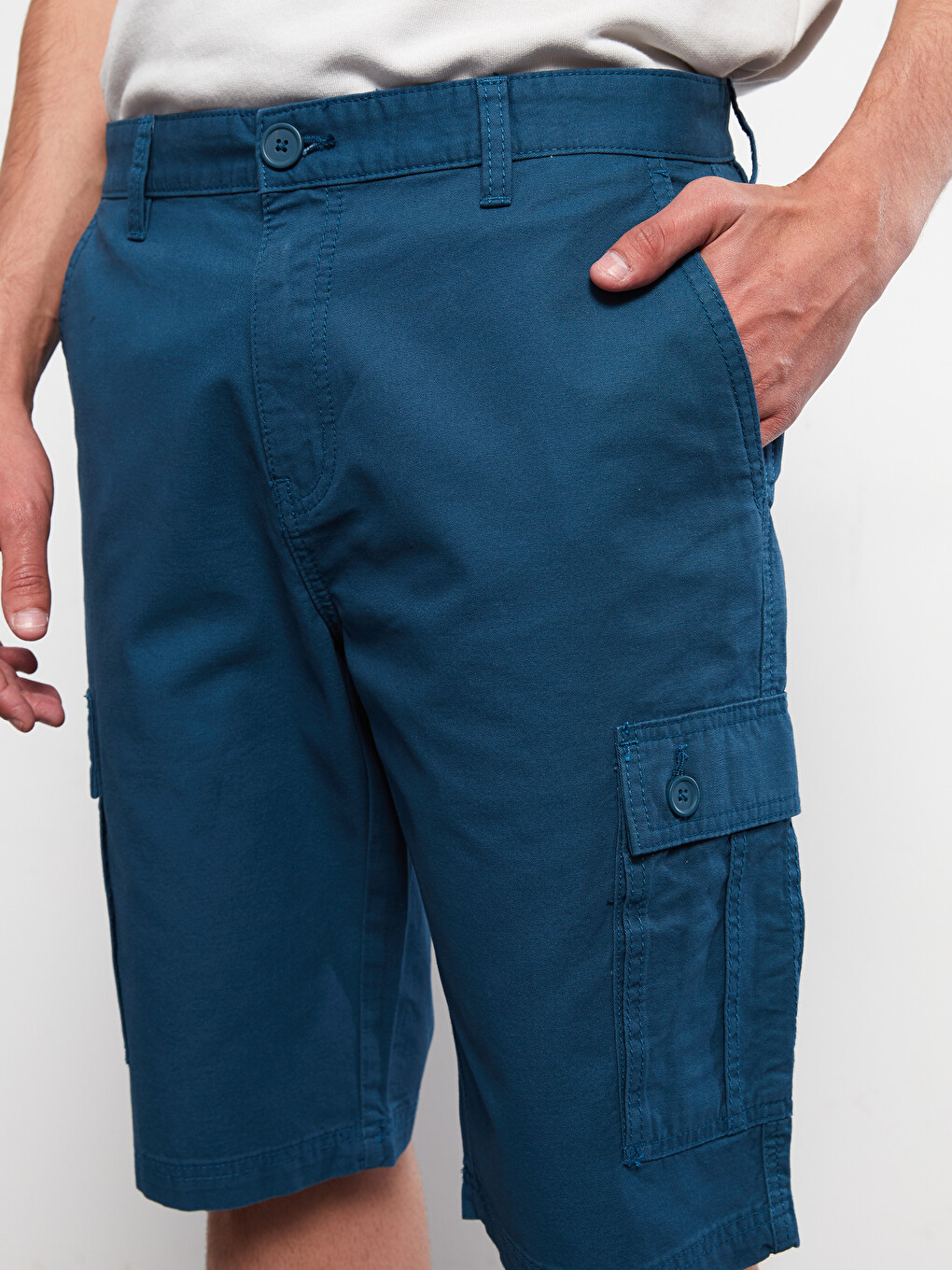 Standard Fit Twill Men's Cargo Shorts-2
