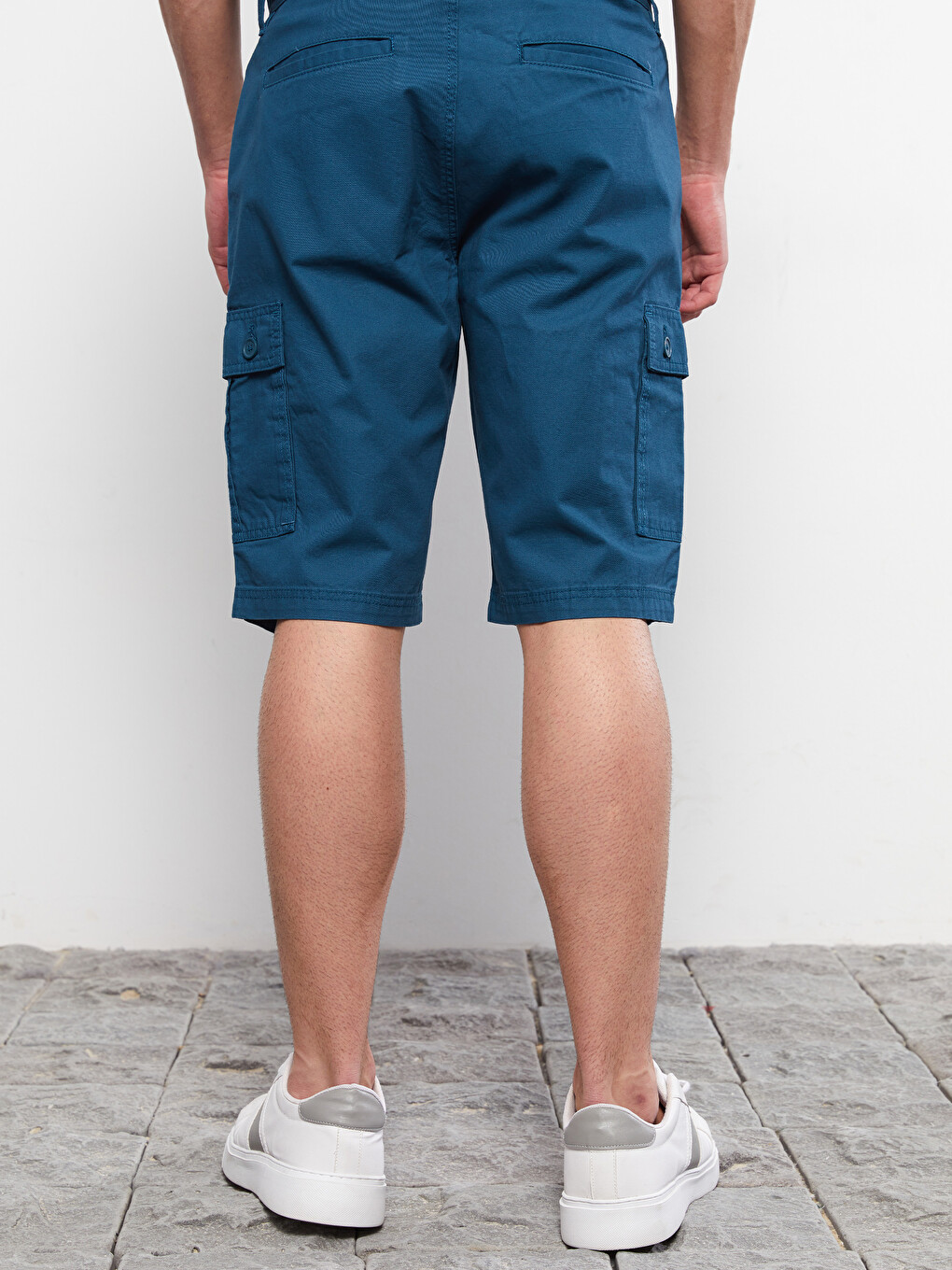 Standard Fit Twill Men's Cargo Shorts-4
