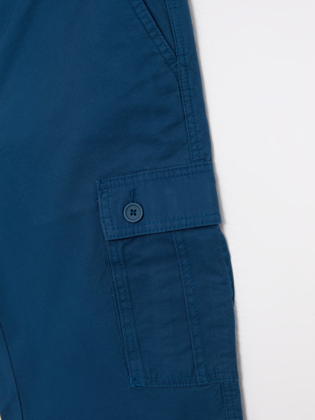 Standard Fit Twill Men's Cargo Shorts-6
