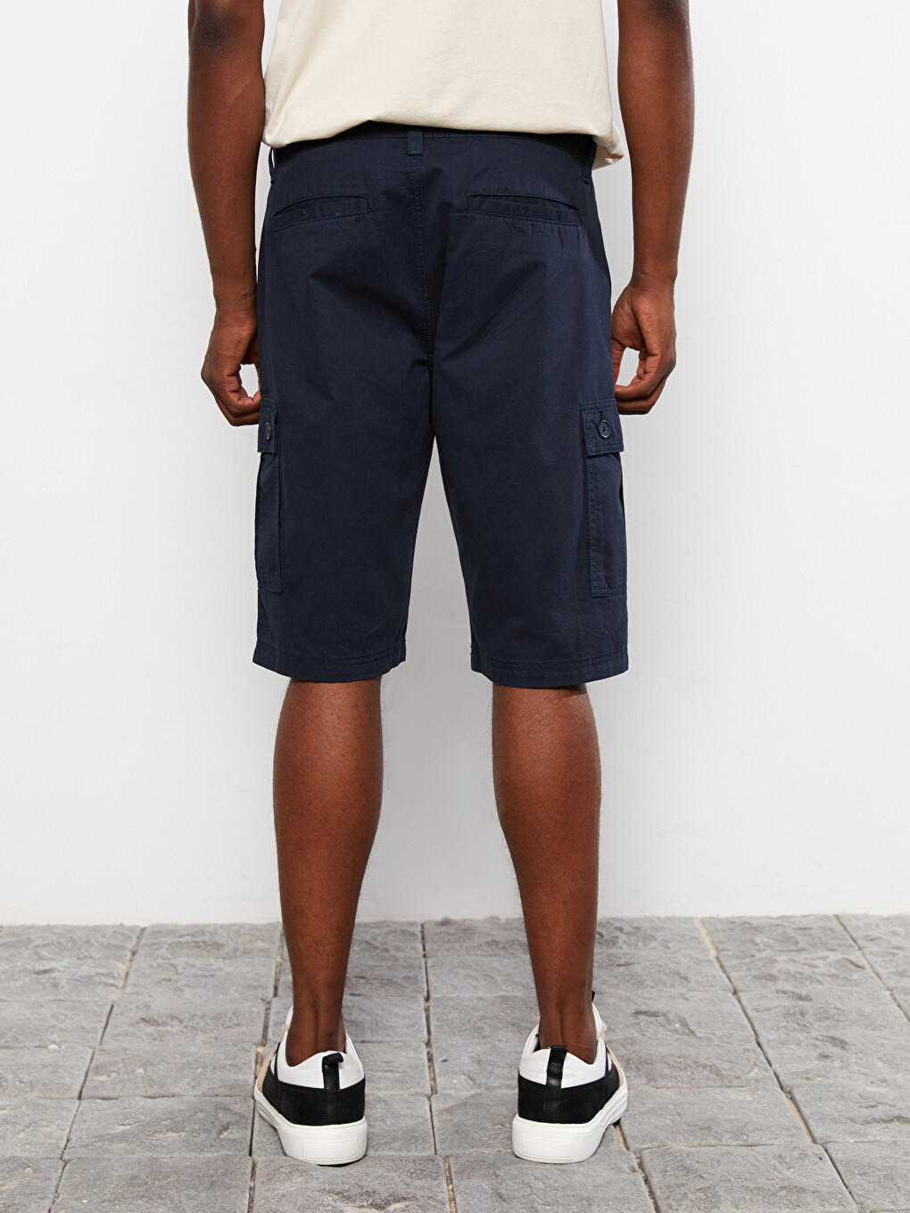 Standard Fit Twill Men's Cargo Shorts-4