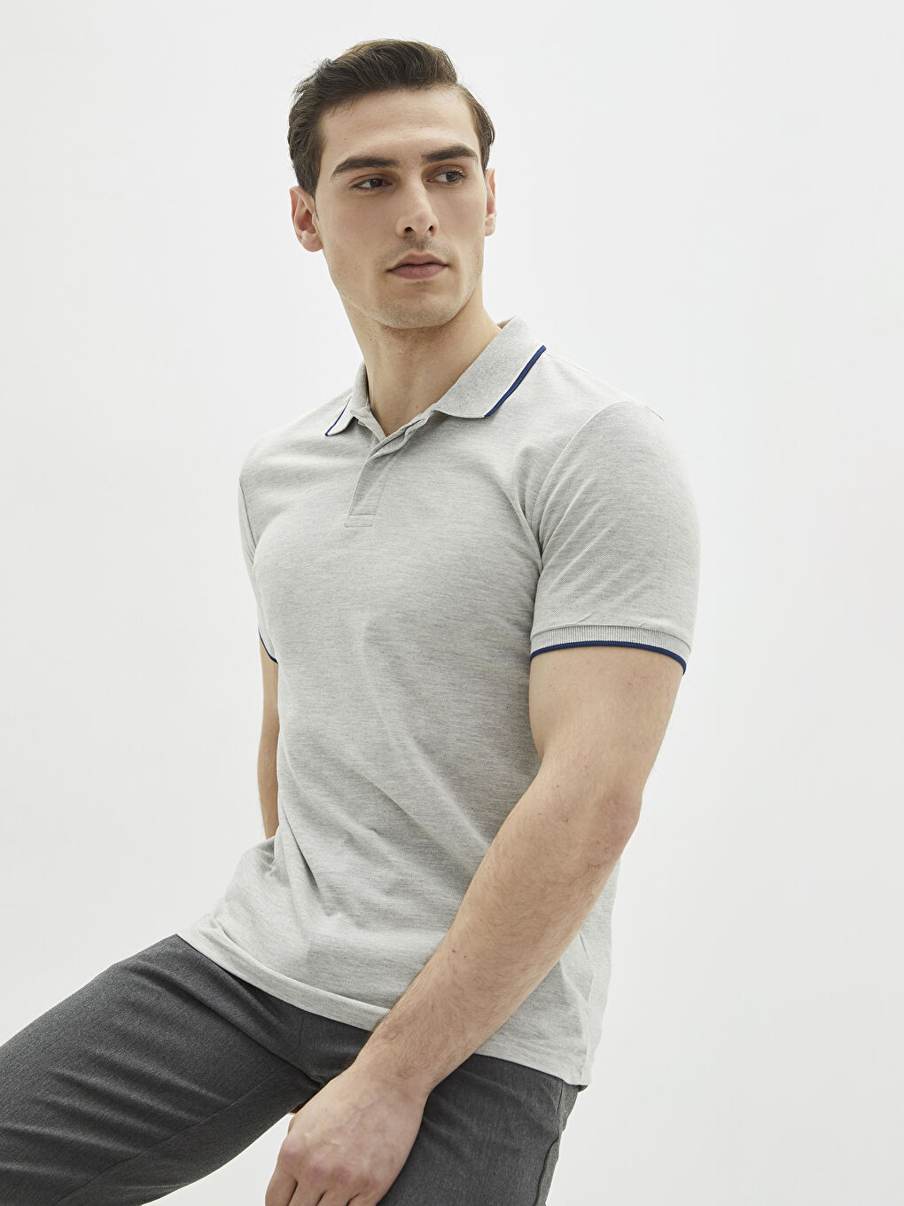 Gri Polo Yaka Kısa Kollu Pike Erkek Tişört-1