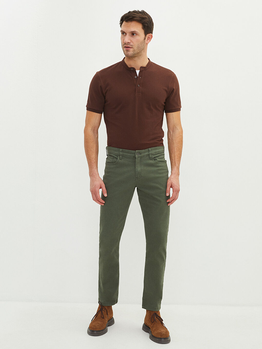 Kahverengi Hakim Yaka Pike Erkek Tişört-2