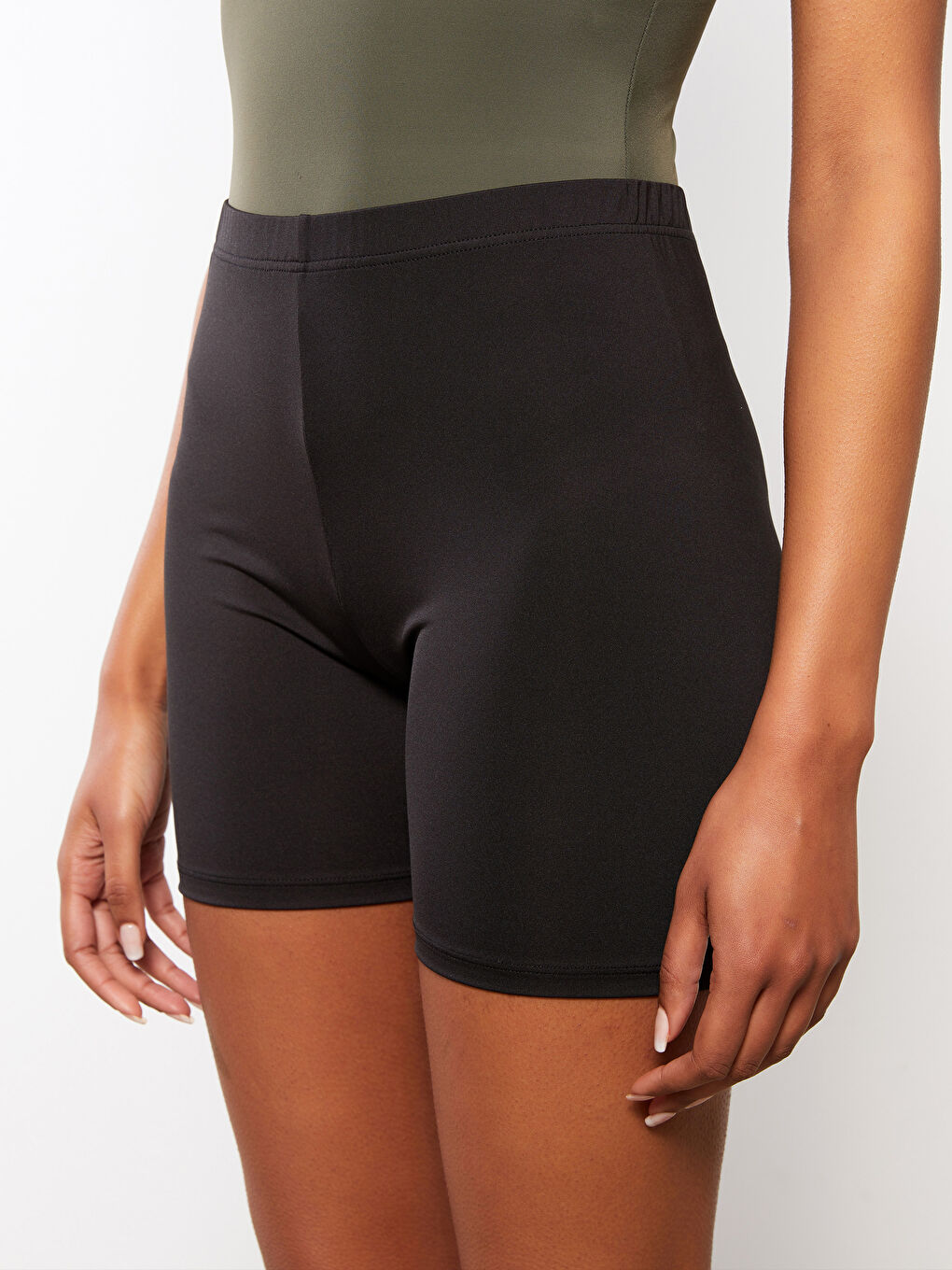 Women's Elasticated Waist Plain Swimming Shorts-4