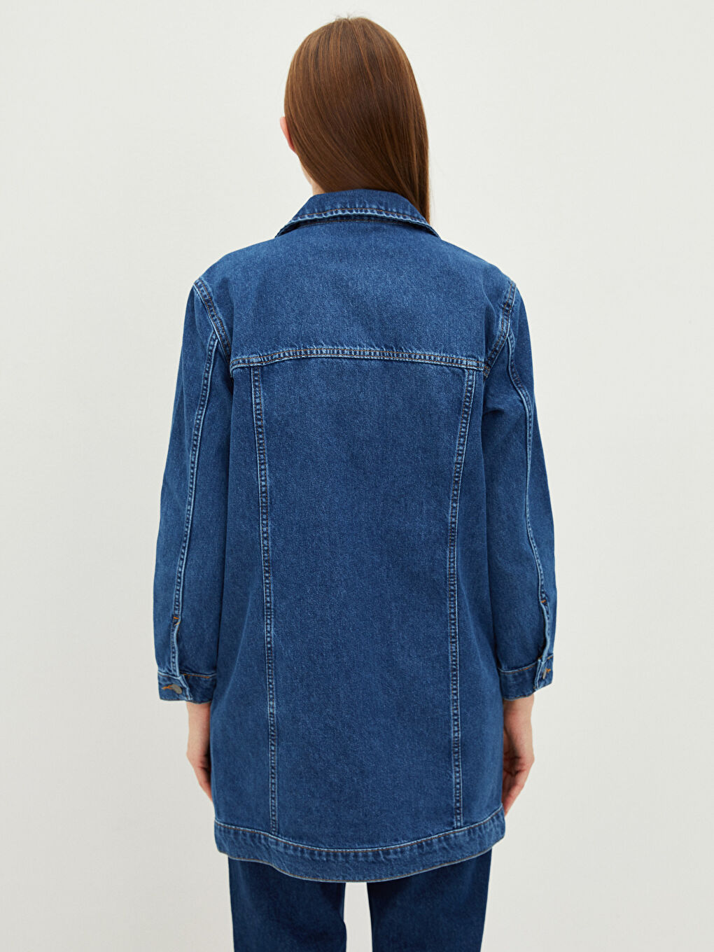 İndigo Gömlek Yaka Düz Cep Detaylı Uzun Kollu Kadın Rodeo Jean Ceket-4
