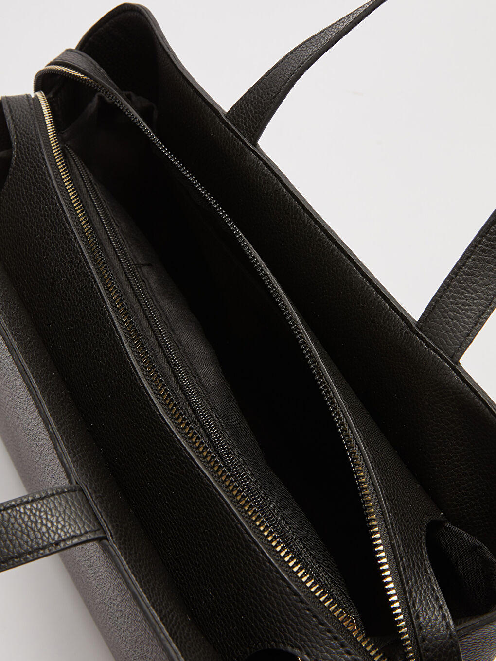 شنطة يد للسيدات بمظهر جلد مع حزام قابل للتعديل-6