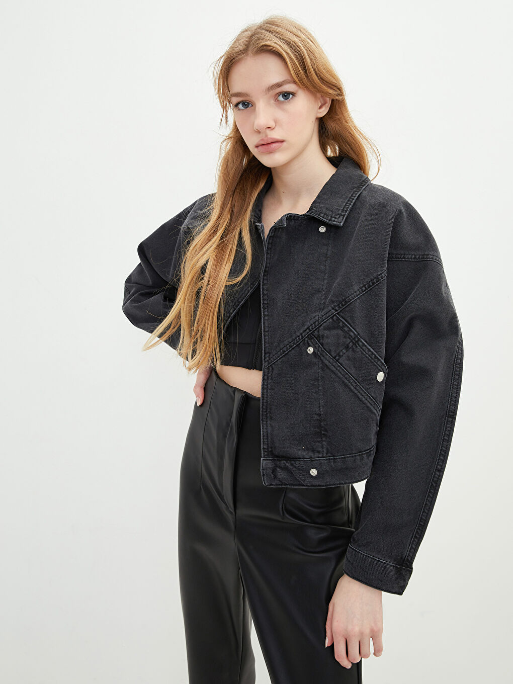 Siyah Gömlek Yaka Düz Uzun Kollu Kadın Rodeo Jean Ceket