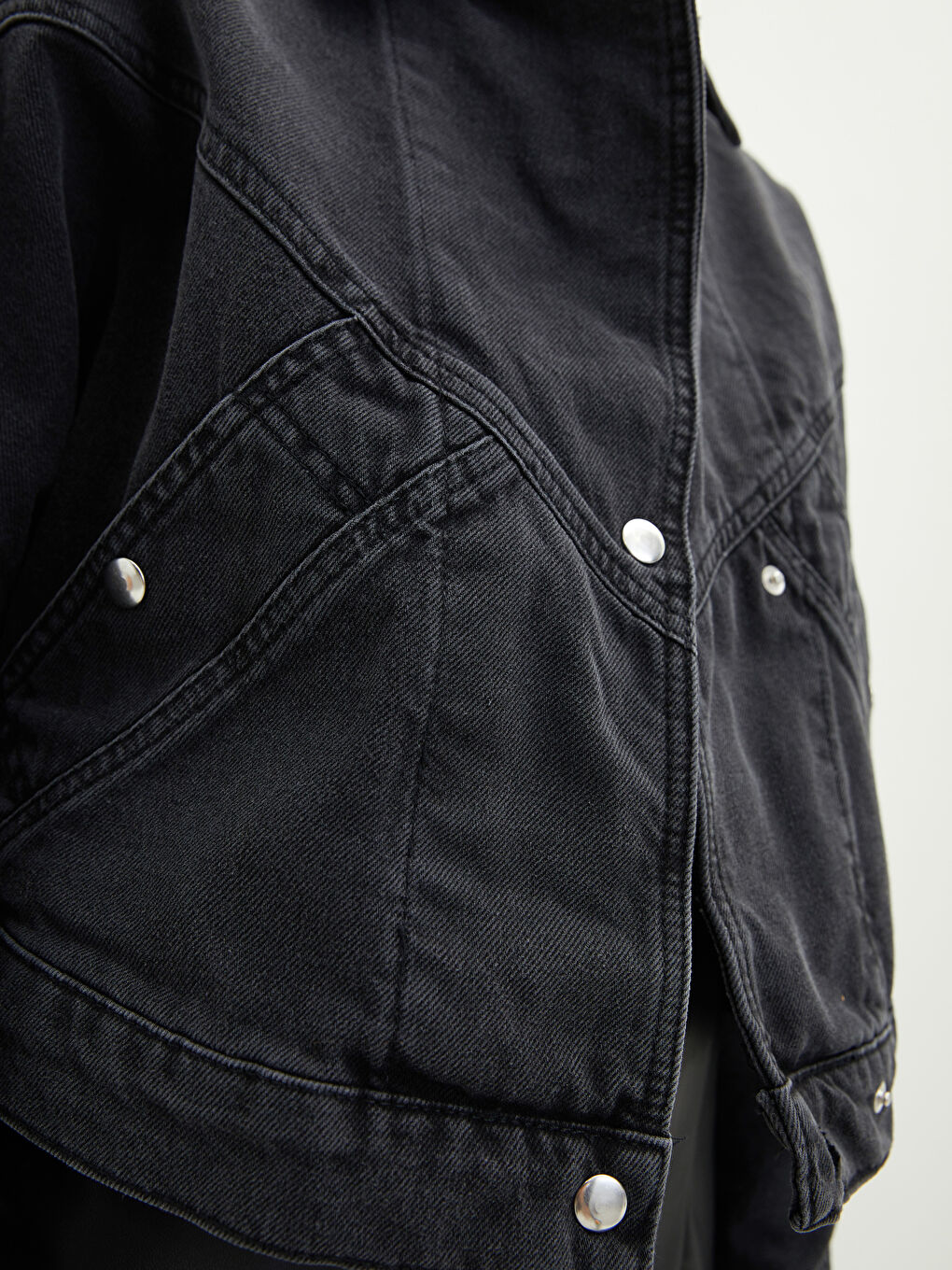 Siyah Gömlek Yaka Düz Uzun Kollu Kadın Rodeo Jean Ceket-2