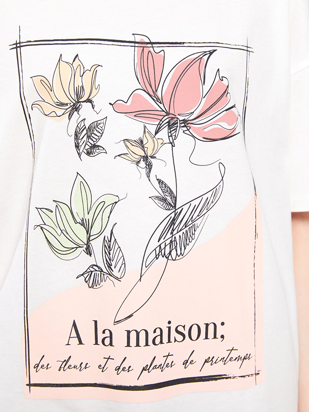 Ekru Bisiklet Yaka Baskılı Kısa Kollu Pamuklu Kadın Tişört-2