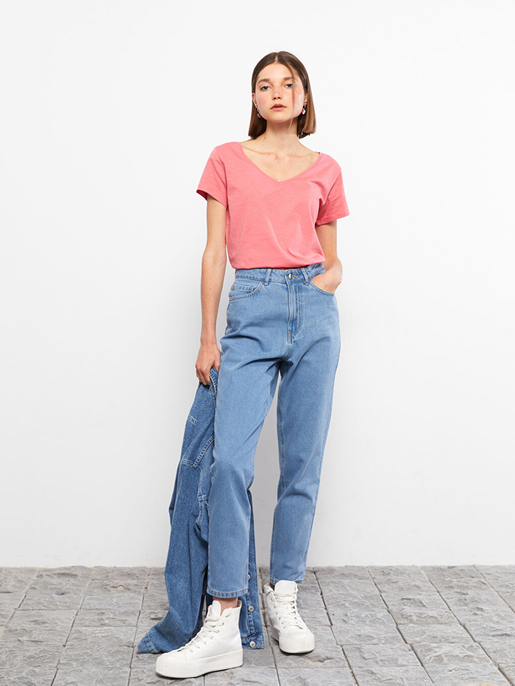 V-neck Straight Short Sleeve Cotton Women's T-Shirt-2