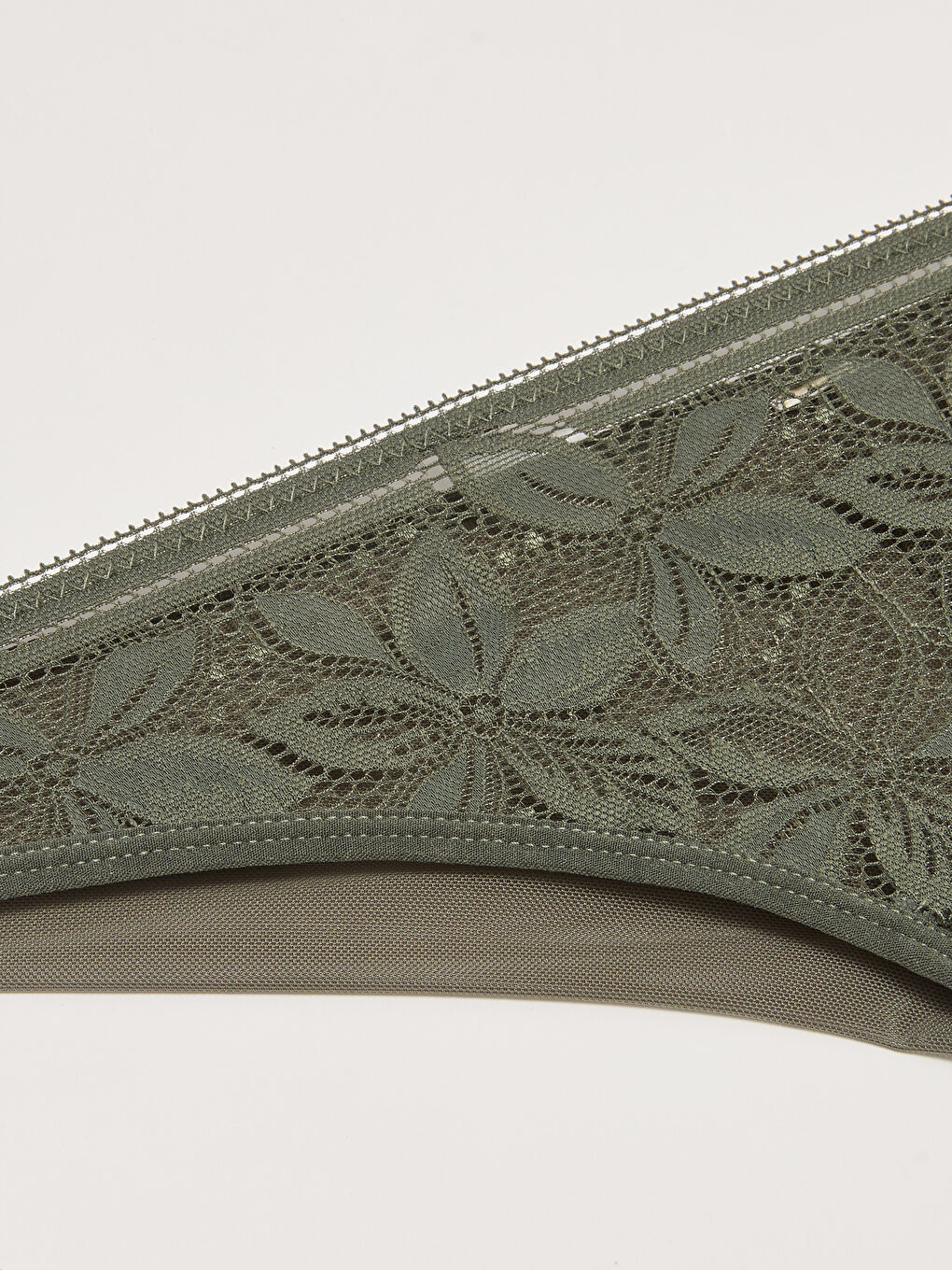 Siyah Dantel Detaylı Külot-2