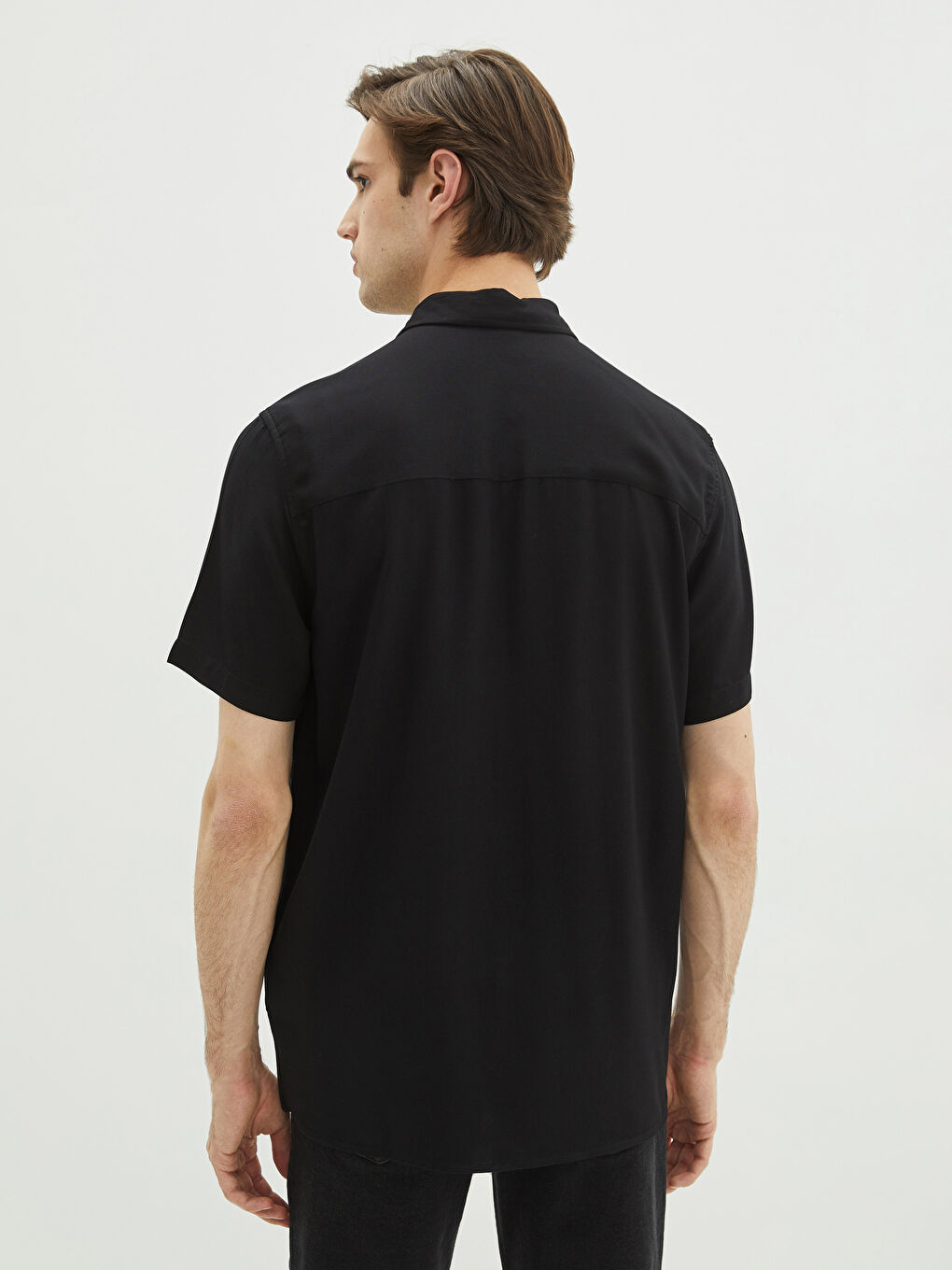 Siyah Slim Fit Kısa Kollu Gabardin Erkek Gömlek-4