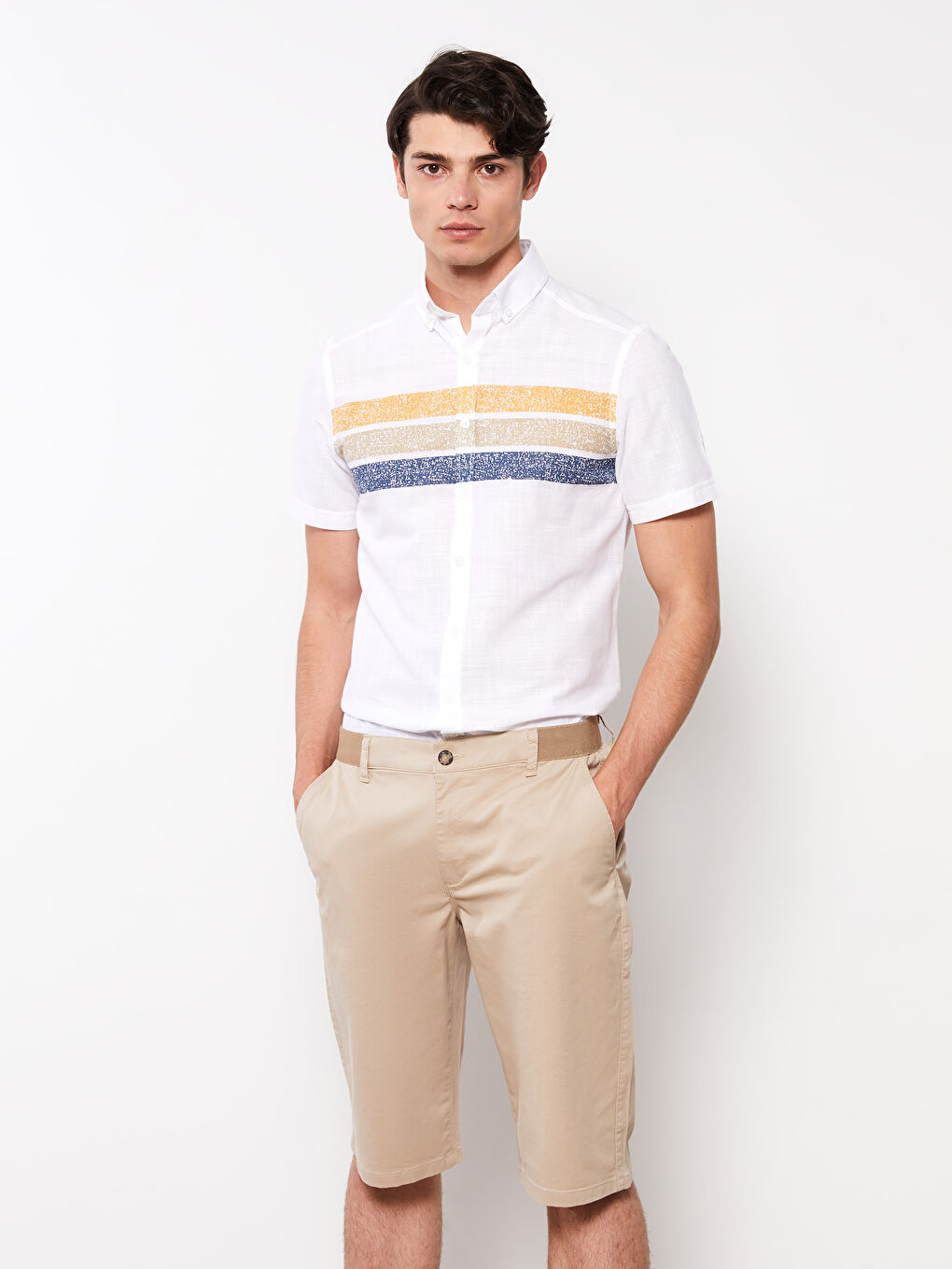 Bej Rahat Kalıp Gabardin Erkek Bermuda Şort