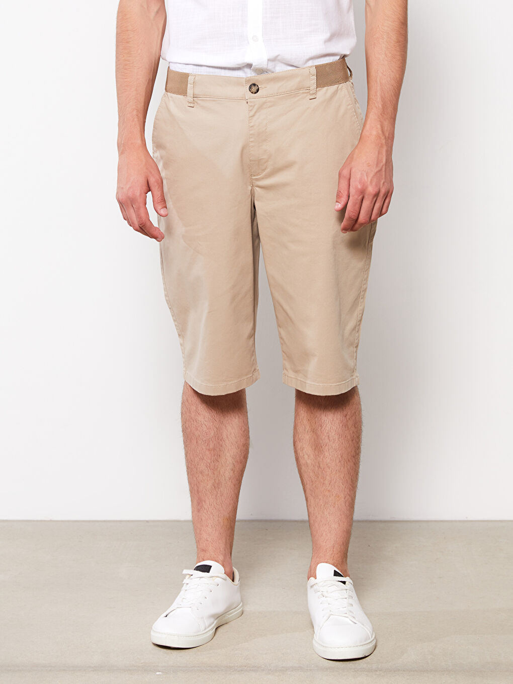 Bej Rahat Kalıp Gabardin Erkek Bermuda Şort-2